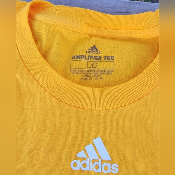 Nashville Predators large t-shirt - Picture 3 of 4